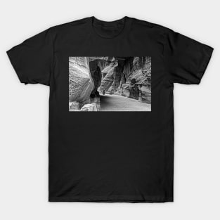 Siq in black T-Shirt